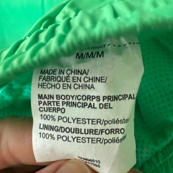 Under Armour Men's Essential Mesh Lined Loose Fit Woven Volley Shorts size M NWT - Picture 9 of 12